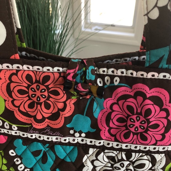 SOLD Vera Bradley Floral Tote Bag - Picture 2 of 4